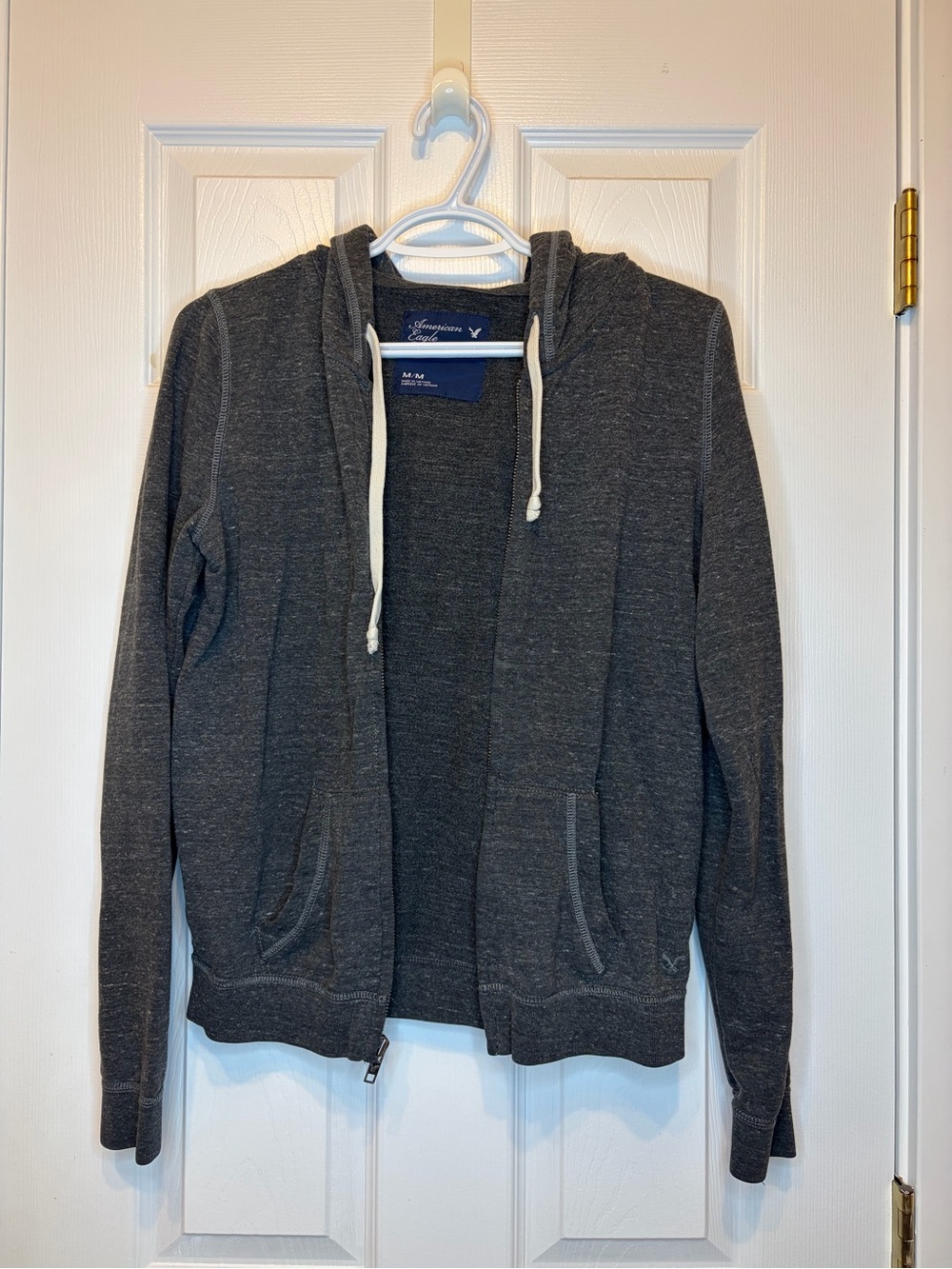 American Eagle Outfitters Women’s Charcoal Zip-Up Hoodie Sweater Pockets Medium
